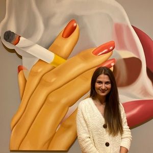 Meet your Posher, Abigail